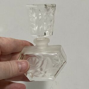 Vintage perfume bottle & stopper clear crystal & frosted glass scent container
